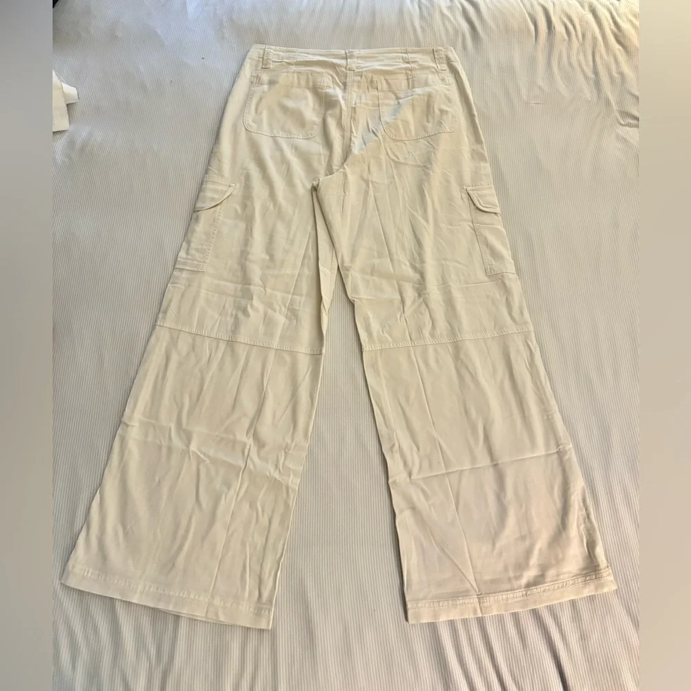American Eagle stretch cargo pants size 16 regular - Picture 3 of 5